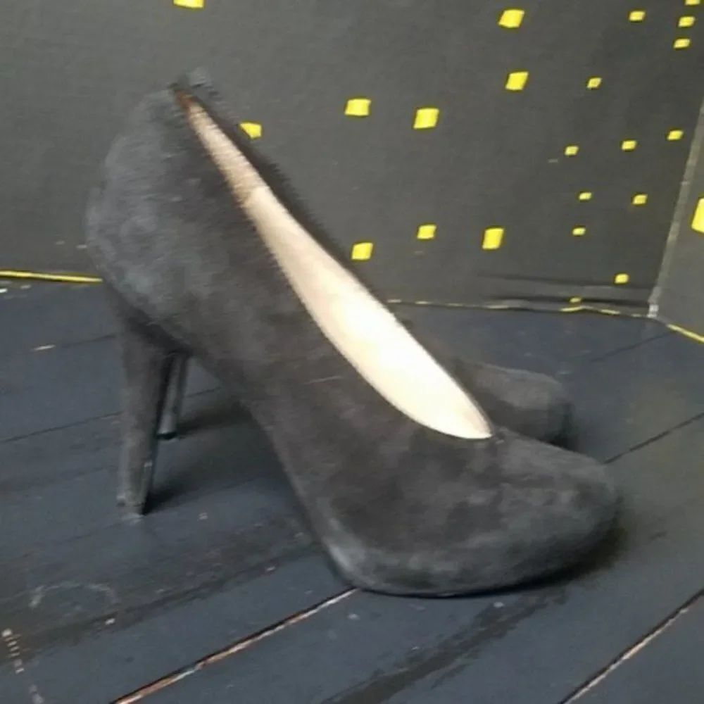 Nine West Suede Pumps - Picture 6 of 9